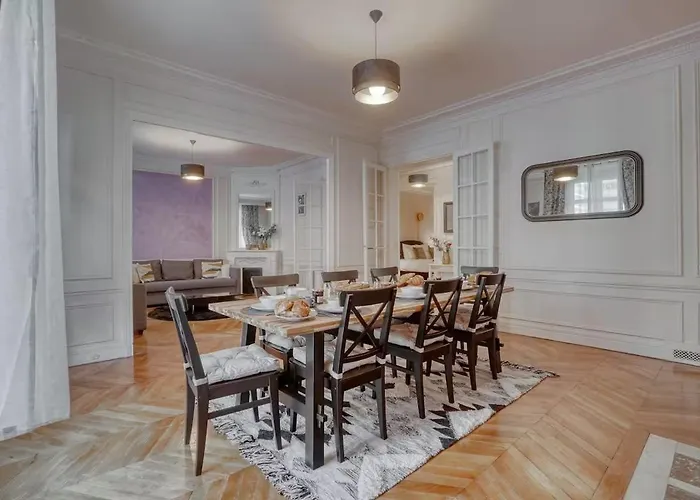 דירה 120 M2 Luxury Eiffel Signature *
