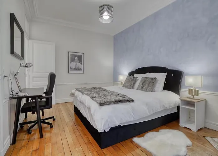 Διαμέρισμα 120 M2 Luxury Eiffel Signature *